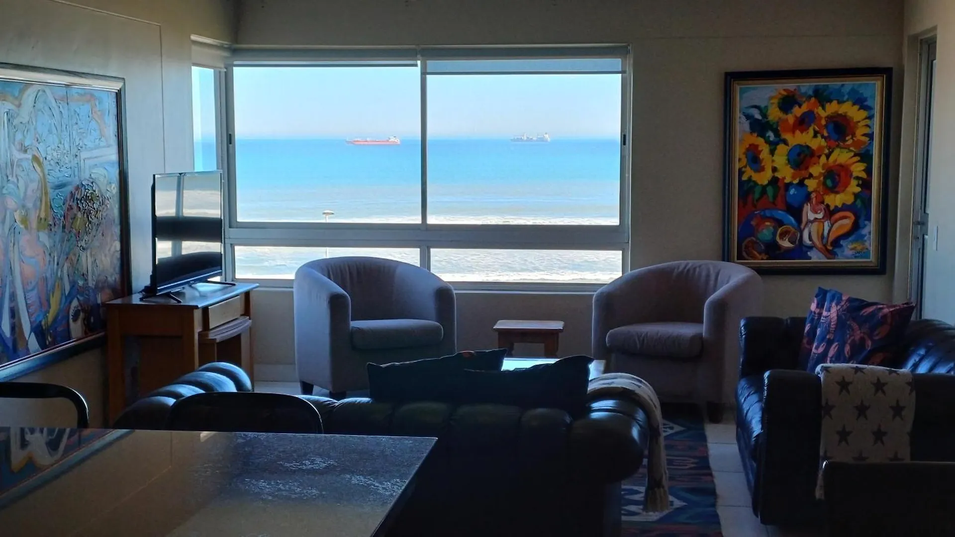 Apartment Cape Town Beachfront Accommodation In Blouberg Bloubergstrand